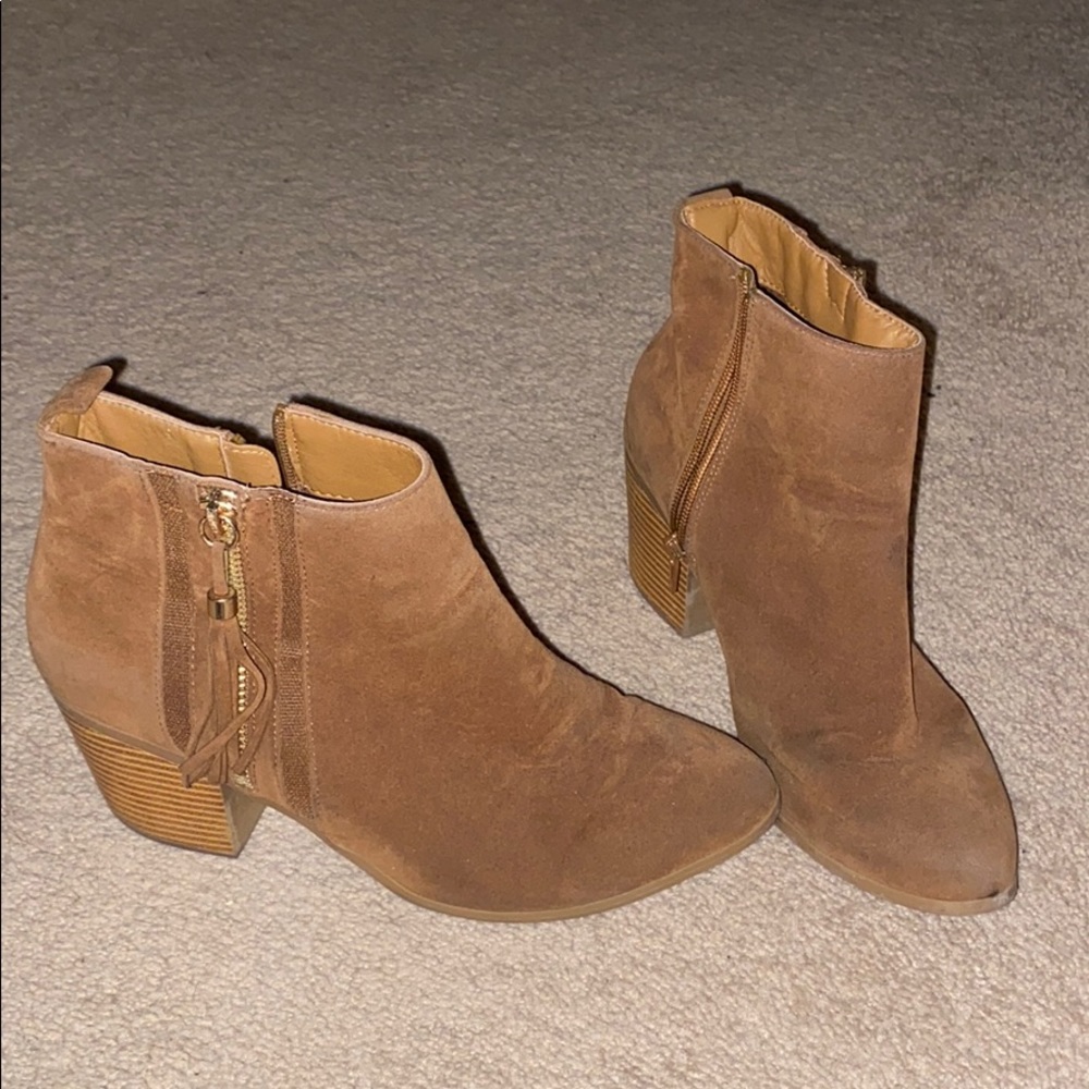 Short boot heels